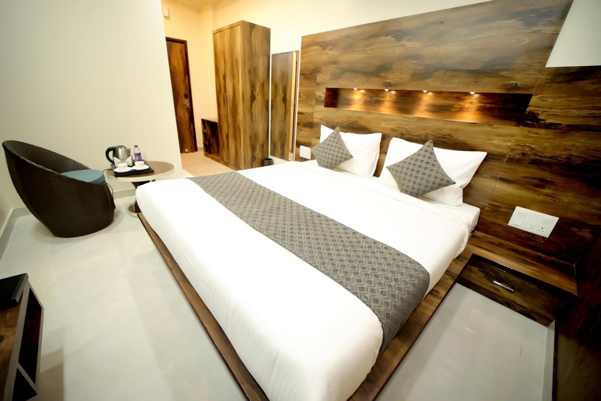 Hotel Sd Prime Джайпур Екстериор снимка